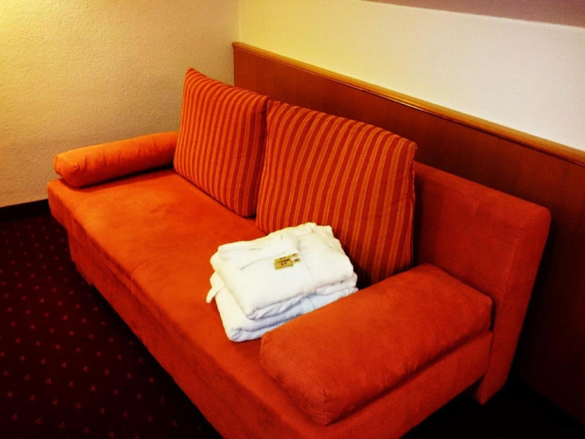Hotel Goldbaechel Wachenheim an der Weinstraße Zewnętrze zdjęcie