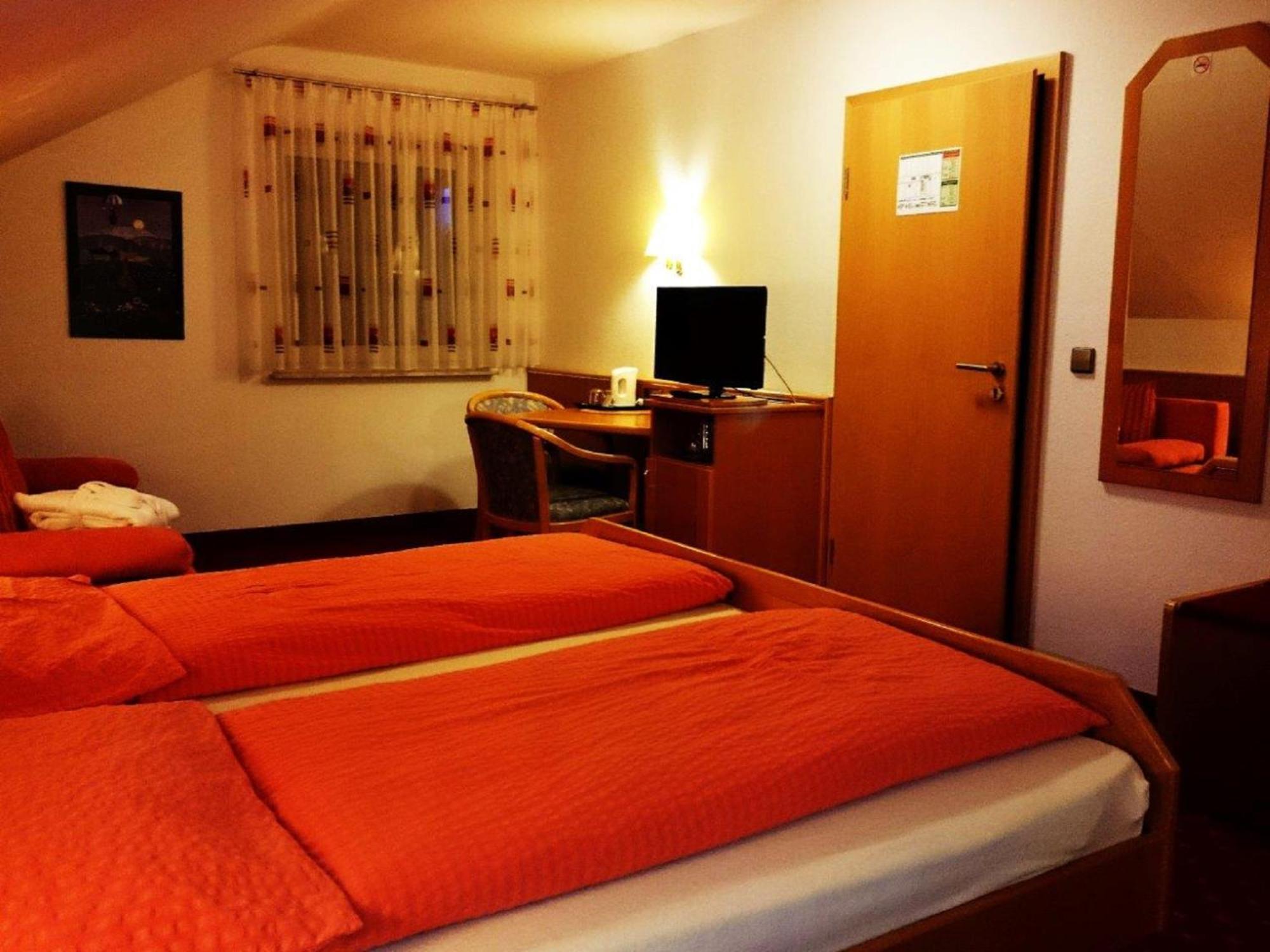 Hotel Goldbaechel Wachenheim an der Weinstraße Zewnętrze zdjęcie